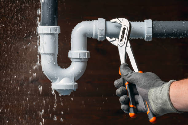 Professional Drain Cleaning technician working in Baldwin, NY